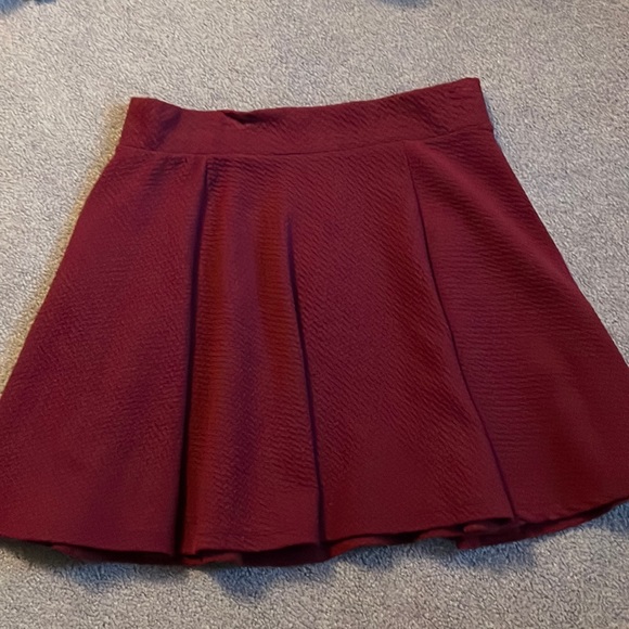 H&M Dresses & Skirts - Women’s H&M skirt